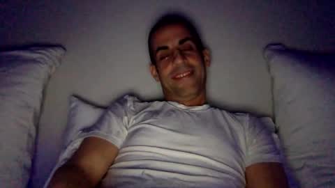 Snapshot of happy2334 chatting on October 23, 2025, 2:05 pm skysky6969 online show from October 23, 2025, 2:05 pm