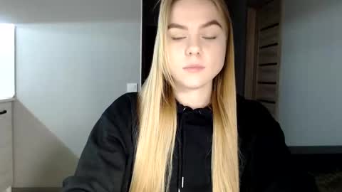 Snapshot of happy_fox_ chatting on January 20, 2025, 5:27 pm happy_fox_ online show from January 20, 2025, 5:27 pm