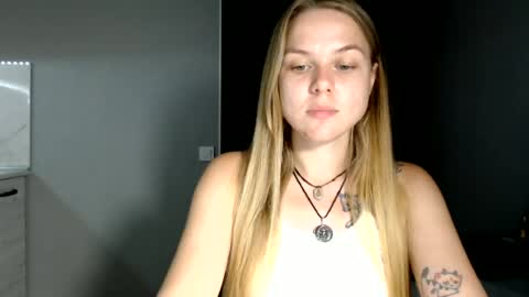 Snapshot of happy_fox_ chatting on June 30, 2026, 9:16 pm happy_fox_ online show from June 30, 2026, 9:16 pm