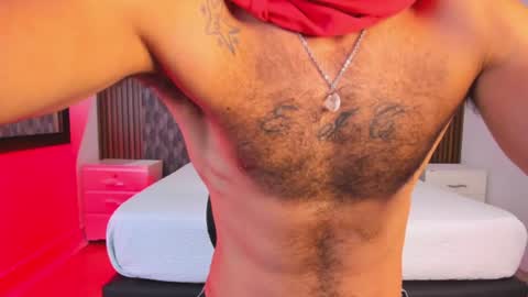 happy_hot7 online show from June 22, 2026, 4:04 pm