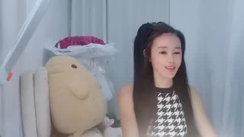 Daisy online show from July 28, 2026, 3:21 pm
