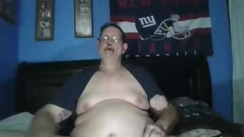 happyhappy4 online show from February 18, 2026, 5:25 am