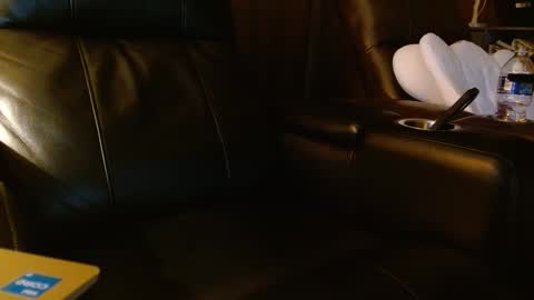 Jhonassmann12 online show from February 1, 2025, 12:26 pm