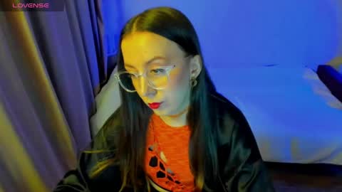 Stephanie online show from April 12, 2026, 7:41 pm