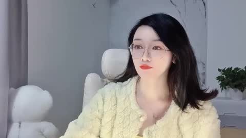 Daisy online show from March 9, 2025, 4:49 am