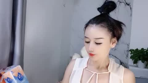 happysweety1688 online show from September 30, 2025, 4:06 am