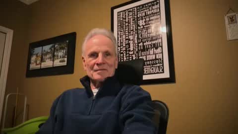 Snapshot of hard4_all_2see chatting on January 14, 2025, 12:33 am hard4_all_2see online show from January 14, 2025, 12:33 am