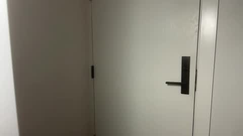 Snapshot of hard4you242 chatting on November 4, 2025, 2:43 am hard4you242 online show from November 4, 2025, 2:43 am