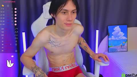 Snapshot of hard__fantasy chatting on February 3, 2026, 6:24 pm Mark online show from February 3, 2026, 6:24 pm