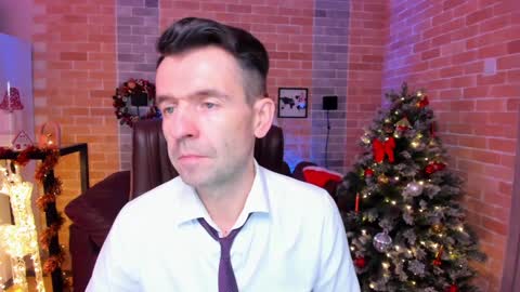 Steve online show from January 1, 2025, 2:42 pm