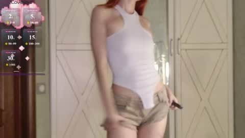 Snapshot of hard_candy_gang chatting on June 19, 2026, 5:28 pm Molly and BaldMan online show from June 19, 2026, 5:28 pm