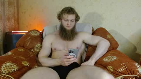 Valentino Hard online show from December 17, 2025, 9:04 am