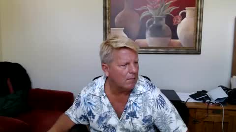 Steele and Cassie online show from July 12, 2026, 7:49 pm