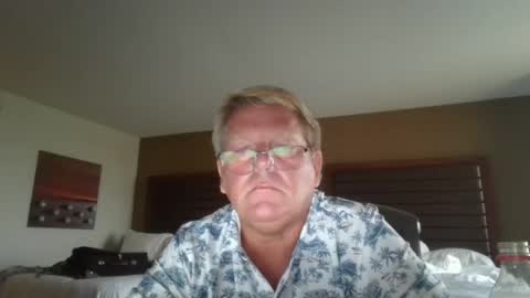 Steele and Cassie online show from July 31, 2026, 12:10 am