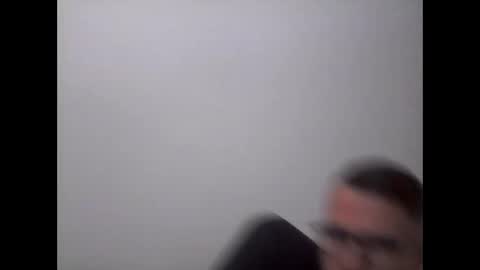 hardboylovemilfmoom online show from May 1, 2026, 9:47 am