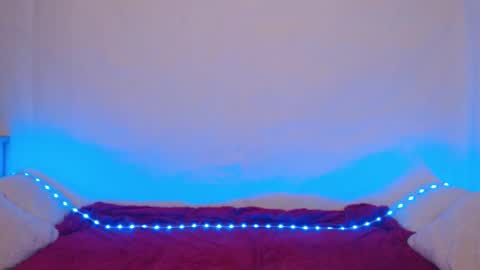 Emily online show from December 14, 2025, 9:08 pm