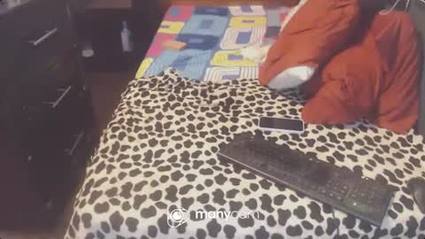 Snapshot of hardfucking_mistress chatting on January 22, 2025, 6:20 am Irina online show from January 22, 2025, 6:20 am