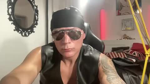 Snapshot of hardmattsteel chatting on January 26, 2025, 12:05 am MATTSTEEL - ITALIAN STALLION online show from January 26, 2025, 12:05 am