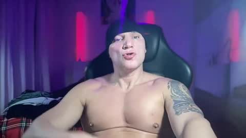 Snapshot of hardmattsteel chatting on February 10, 2025, 12:41 am MATTSTEEL - ITALIAN STALLION online show from February 10, 2025, 12:41 am