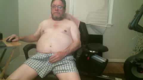 Mik online show from February 10, 2026, 8:07 am