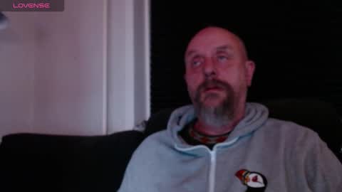 Snapshot of hardmrlazy chatting on November 1, 2025, 9:28 pm MrLazy online show from November 1, 2025, 9:28 pm