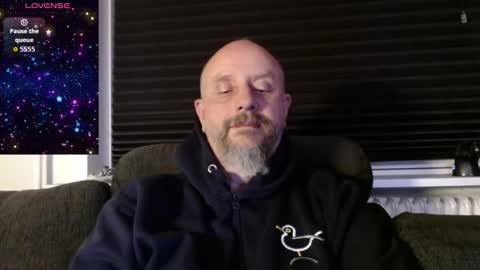 Snapshot of hardmrlazy chatting on November 3, 2025, 7:04 pm MrLazy online show from November 3, 2025, 7:04 pm