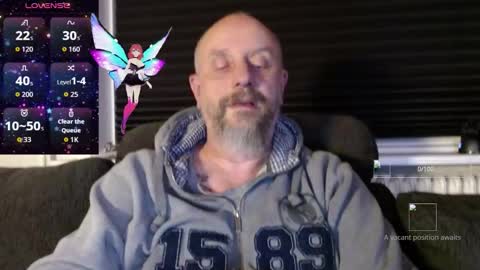 Snapshot of hardmrlazy chatting on November 11, 2025, 7:58 pm MrLazy online show from November 11, 2025, 7:58 pm