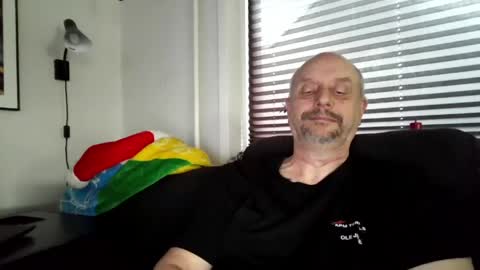 MrLazy online show from June 5, 2026, 4:13 pm