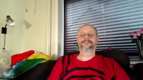 Snapshot of hardmrlazy chatting on June 27, 2026, 6:24 pm MrLazy online show from June 27, 2026, 6:24 pm