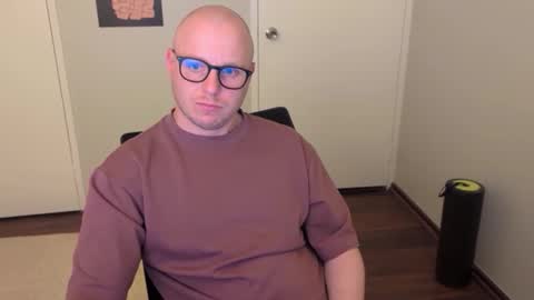 Snapshot of hardon911 chatting on October 2, 2025, 3:19 pm Stand Lee online show from October 2, 2025, 3:19 pm