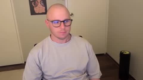 Snapshot of hardon911 chatting on October 3, 2025, 8:17 pm Stand Lee online show from October 3, 2025, 8:17 pm