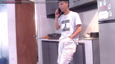 Snapshot of hardsexlove08 chatting on November 16, 2025, 10:04 pm Andres Dean online show from November 16, 2025, 10:04 pm