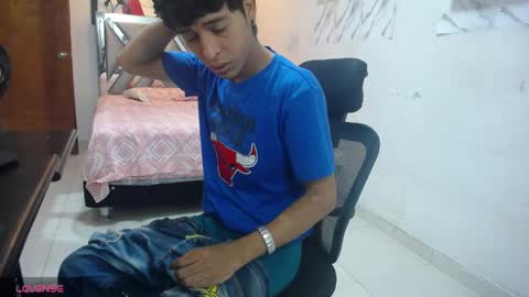 Snapshot of hardsexlove08 chatting on May 9, 2026, 7:41 pm Andres Dean online show from May 9, 2026, 7:41 pm