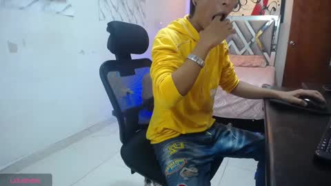Snapshot of hardsexlove08 chatting on June 7, 2026, 8:56 pm Andres Dean online show from June 7, 2026, 8:56 pm