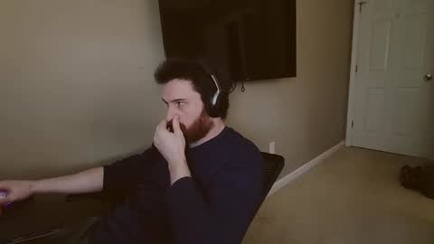 Snapshot of hardswtch chatting on December 8, 2024, 6:17 pm Tom online show from December 8, 2024, 6:17 pm