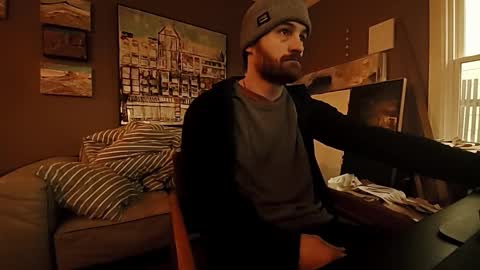 Snapshot of hardswtch chatting on November 27, 2025, 8:22 pm Tom online show from November 27, 2025, 8:22 pm