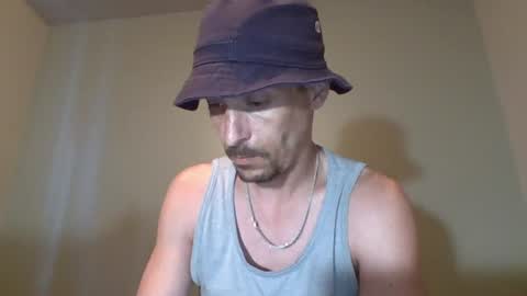 Snapshot of hardwoodqc chatting on July 10, 2026, 11:18 pm hardwoodqc online show from July 10, 2026, 11:18 pm