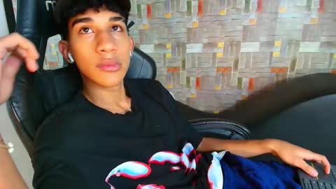 Snapshot of haresandpame_mds chatting on January 11, 2026, 3:28 pm Hares online show from January 11, 2026, 3:28 pm