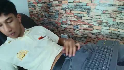 Snapshot of haresandpame_mds chatting on February 13, 2026, 4:03 pm Hares online show from February 13, 2026, 4:03 pm