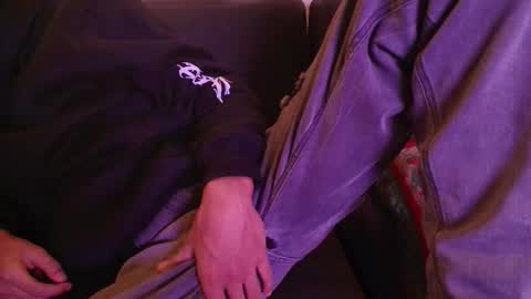 Snapshot of haresandpame_mds chatting on February 25, 2026, 2:48 pm Hares online show from February 25, 2026, 2:48 pm