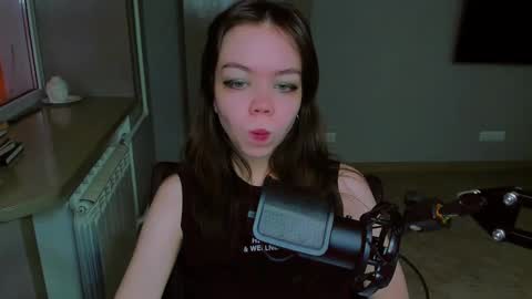 Snapshot of haribo_asmr chatting on February 22, 2025, 7:23 am Miss Hari online show from February 22, 2025, 7:23 am