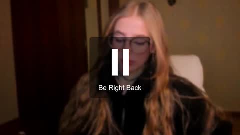 Julia online show from December 21, 2025, 5:14 am