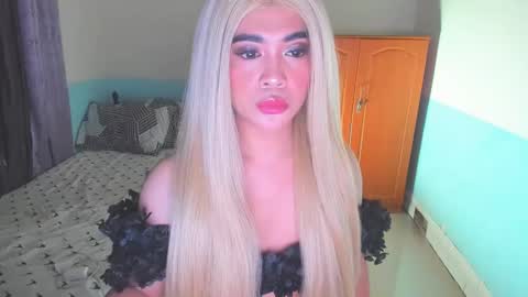 Snapshot of harley_queen69x chatting on February 21, 2025, 6:18 am BABY KIMMY online show from February 21, 2025, 6:18 am