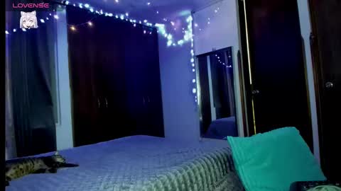 Natii  online show from February 24, 2025, 11:19 pm