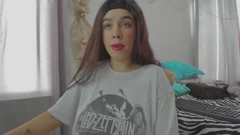 Natii  online show from November 23, 2025, 2:39 pm