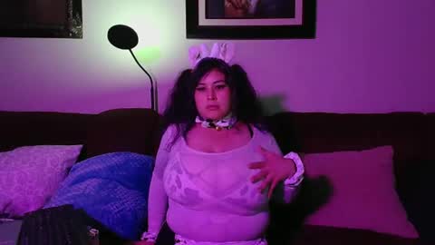 Snapshot of harmony_foxxyn_n chatting on October 30, 2025, 9:11 am Harmony Foxxyn n online show from October 30, 2025, 9:11 am