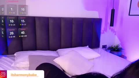 Snapshot of harmonybabe_ chatting on November 21, 2025, 7:56 pm Harmony online show from November 21, 2025, 7:56 pm