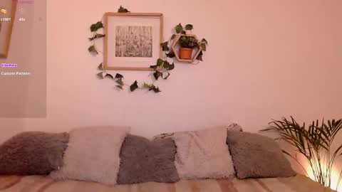 Harmony    Please help me to reach 100 thumbs up online show from February 11, 2025, 3:08 am