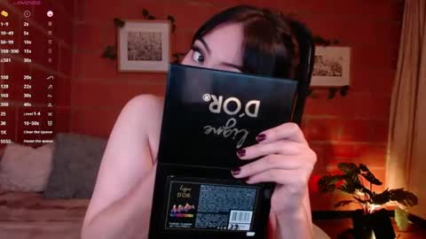 Harmony    Please help me to reach 100 thumbs up online show from April 20, 2026, 3:53 am