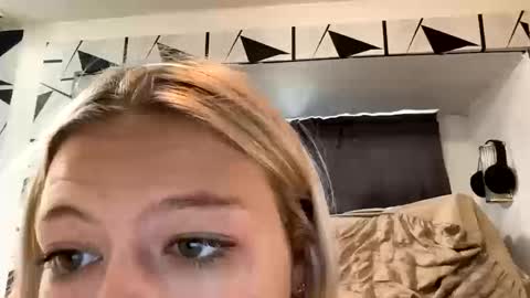 Harper online show from October 10, 2025, 6:51 pm